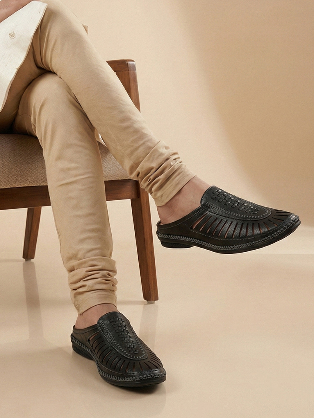 FAUSTO Men Laser Cuts Lightweight Stitch Detail Mules