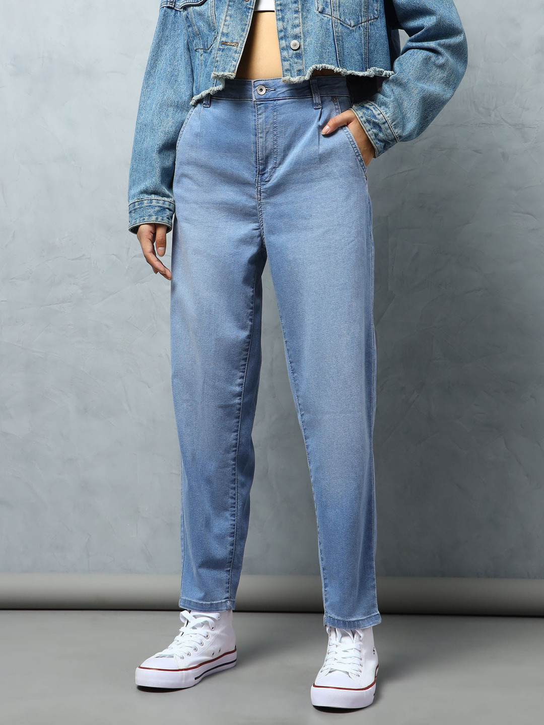 Flying Machine Women High-Rise Light Fade Stretchable Relaxed Fit Jeans