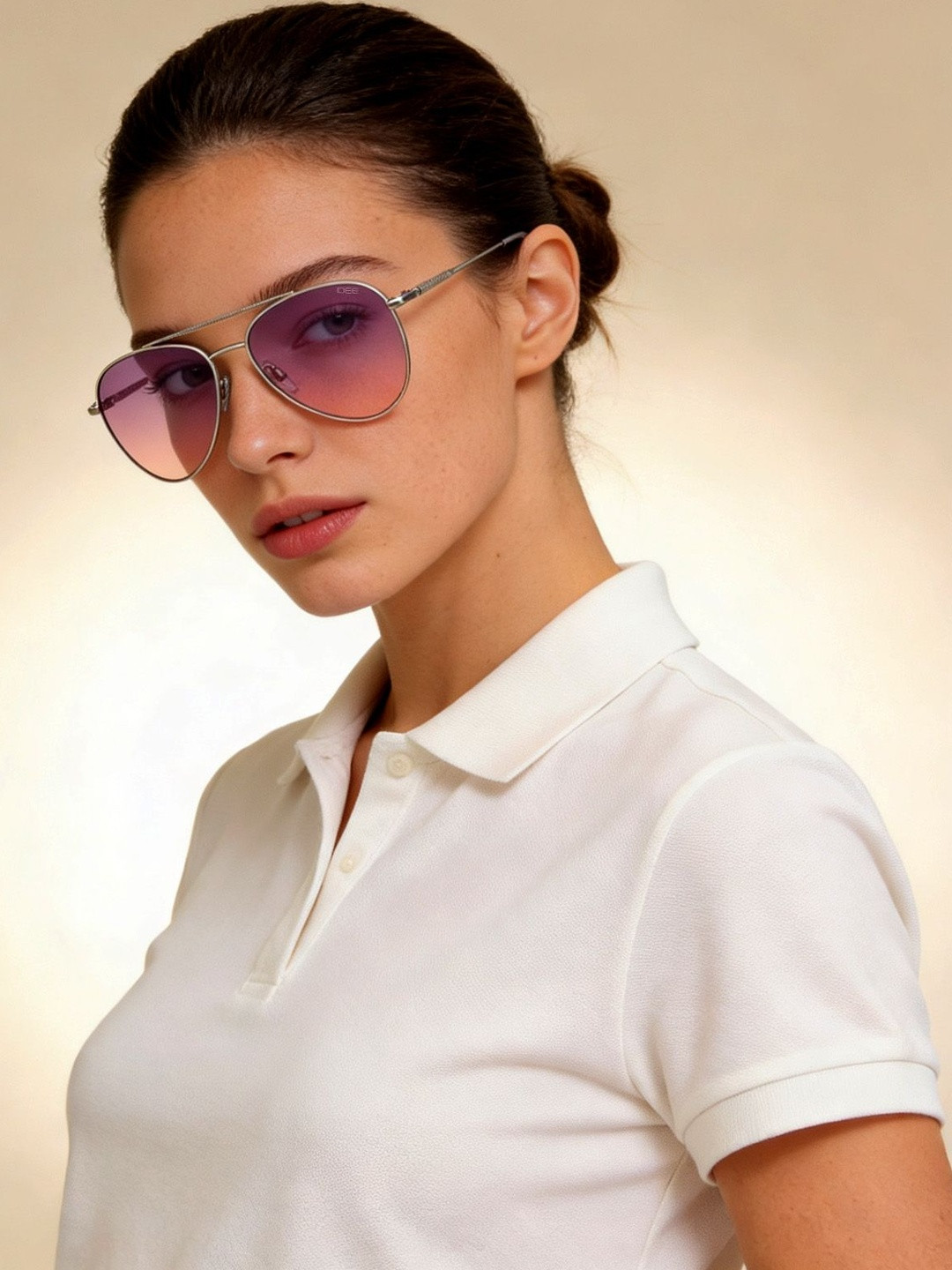 IDEE Women Pink Lens & Silver-Toned Aviator Sunglasses with Polarised Lens IDS2695C3SG