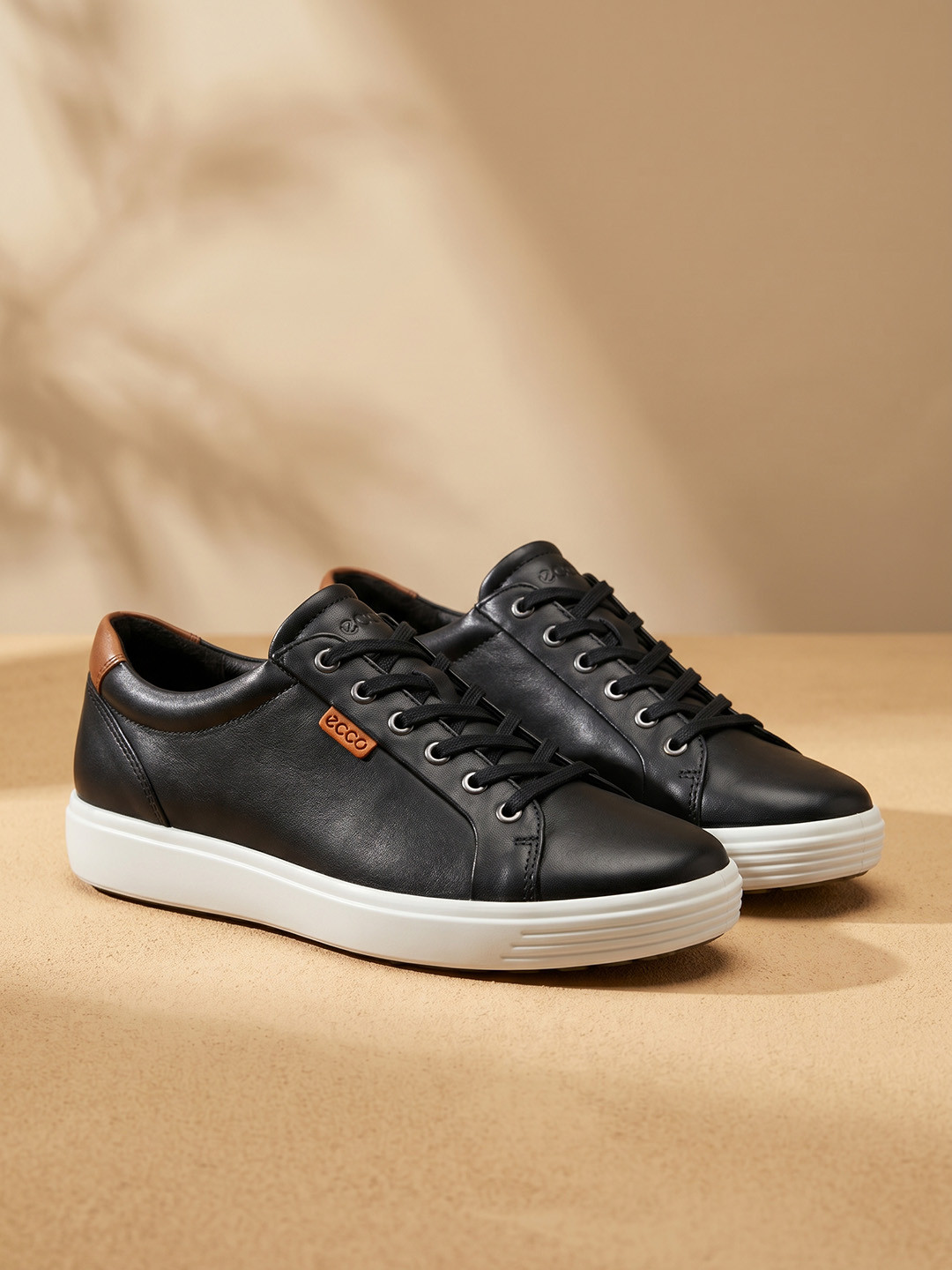 ECCO Women Black Leather Regular Sneakers