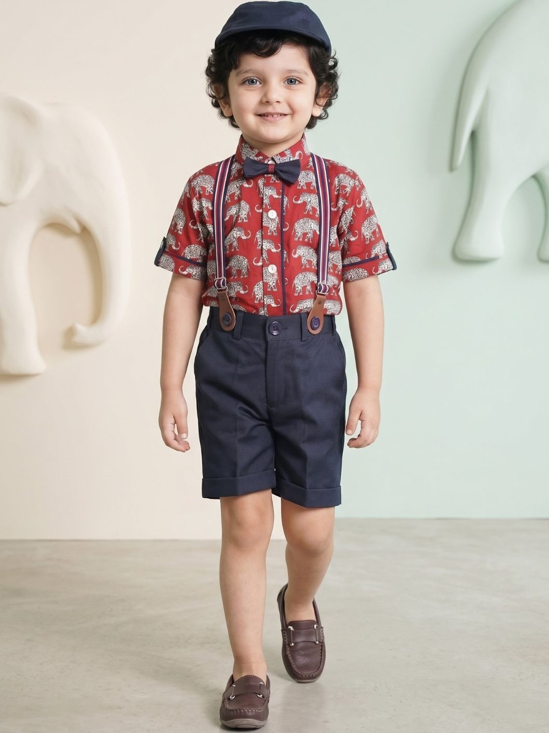 Aj DEZInES Boys Printed Cotton Shirt Bow Shorts With Cap Suspenders Clothing Set