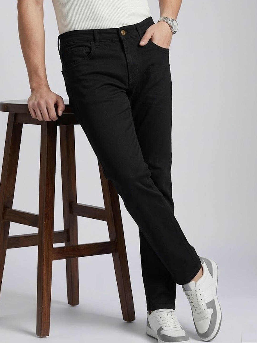 Urbano Fashion Men Black Slim Fit Mid-Rise Clean Look Stretchable Jeans