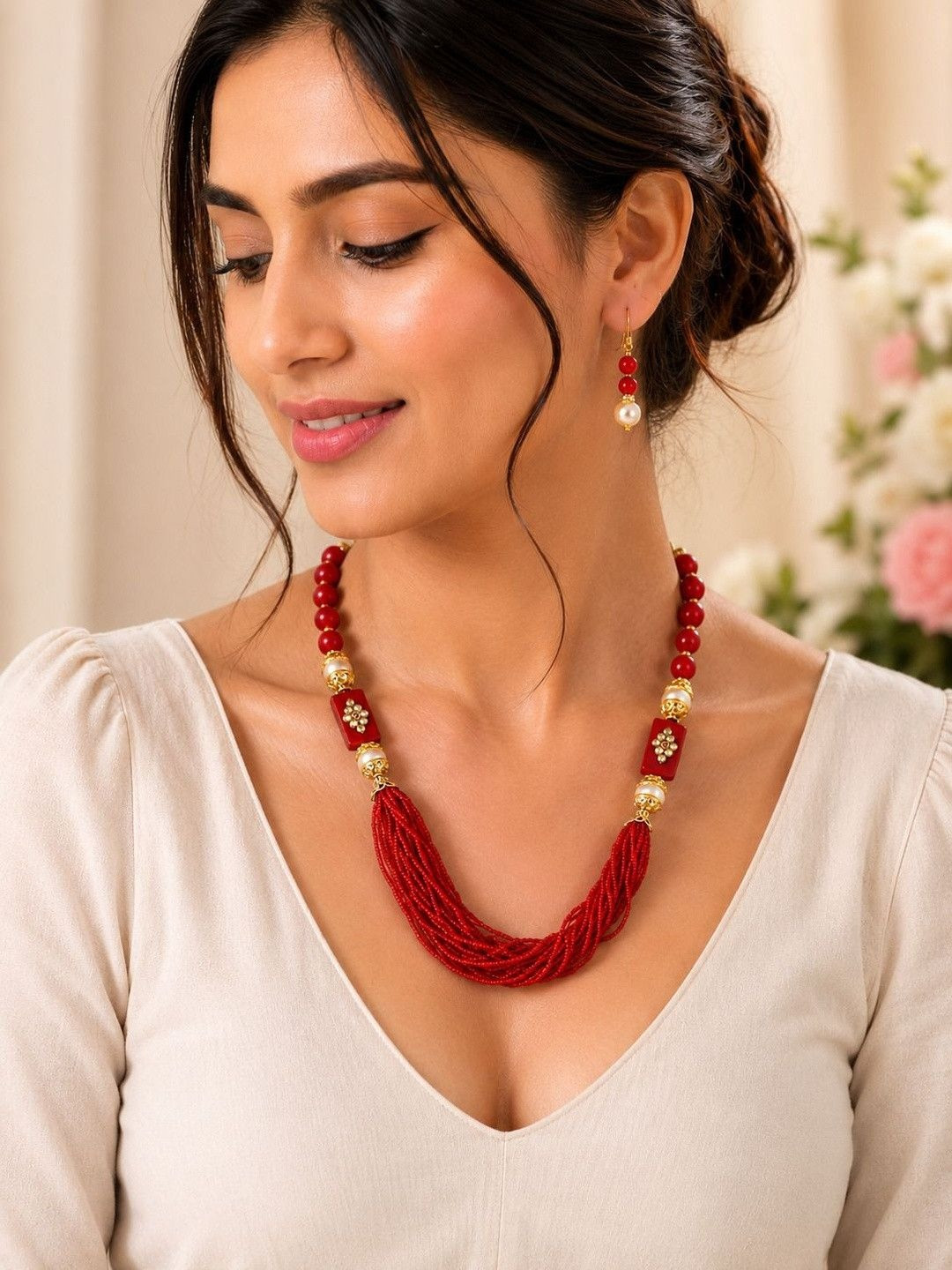 Jewar Mandi Gold-Plated Red Kundan Studded & Pearls Beaded Jewellery Set