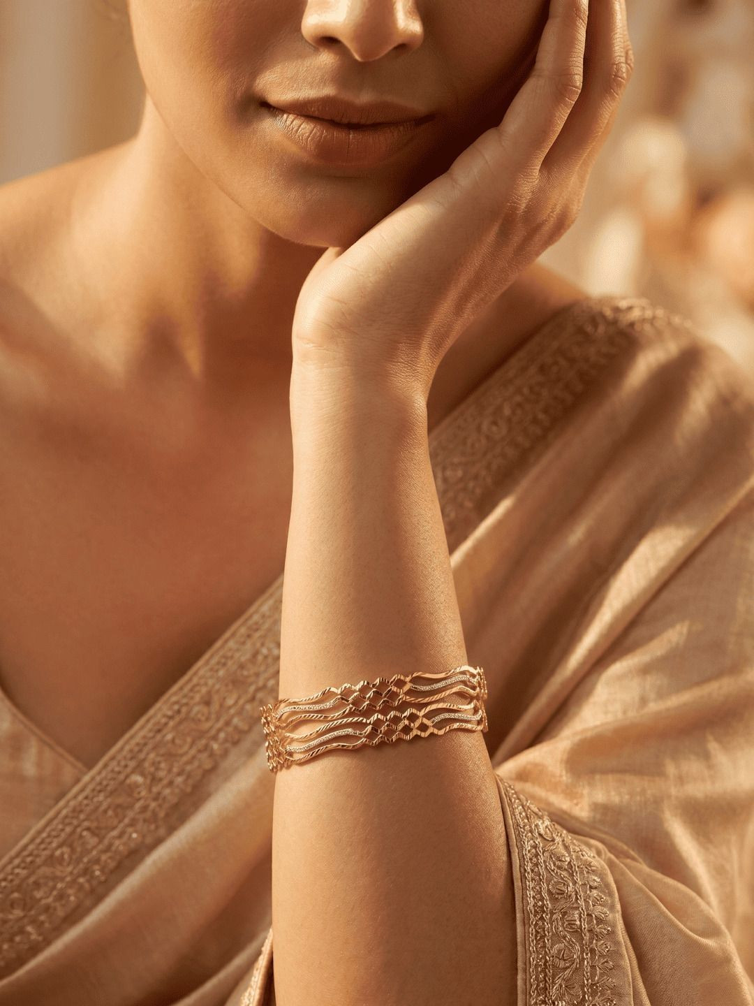 Jewar Mandi Set Of 2 Gold-Plated White CZ Studded Bangles