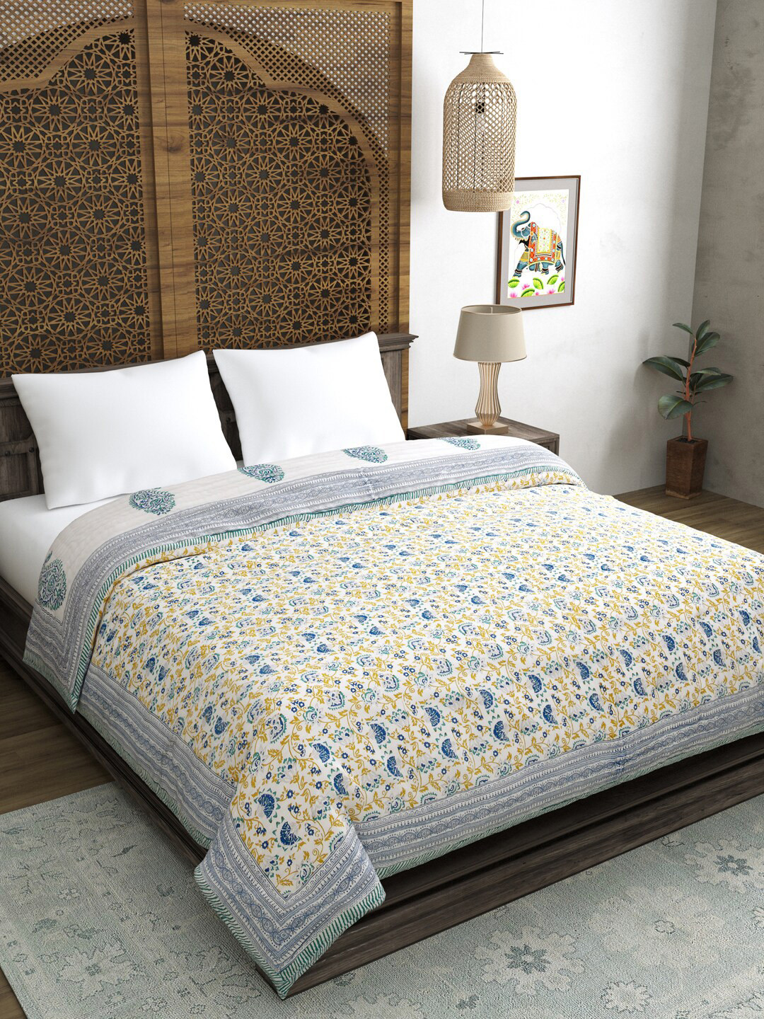 BLOCKS OF INDIA White & Blue Ethnic Motifs Mild Winter 350 GSM Pure Cotton Double Bed Quilt