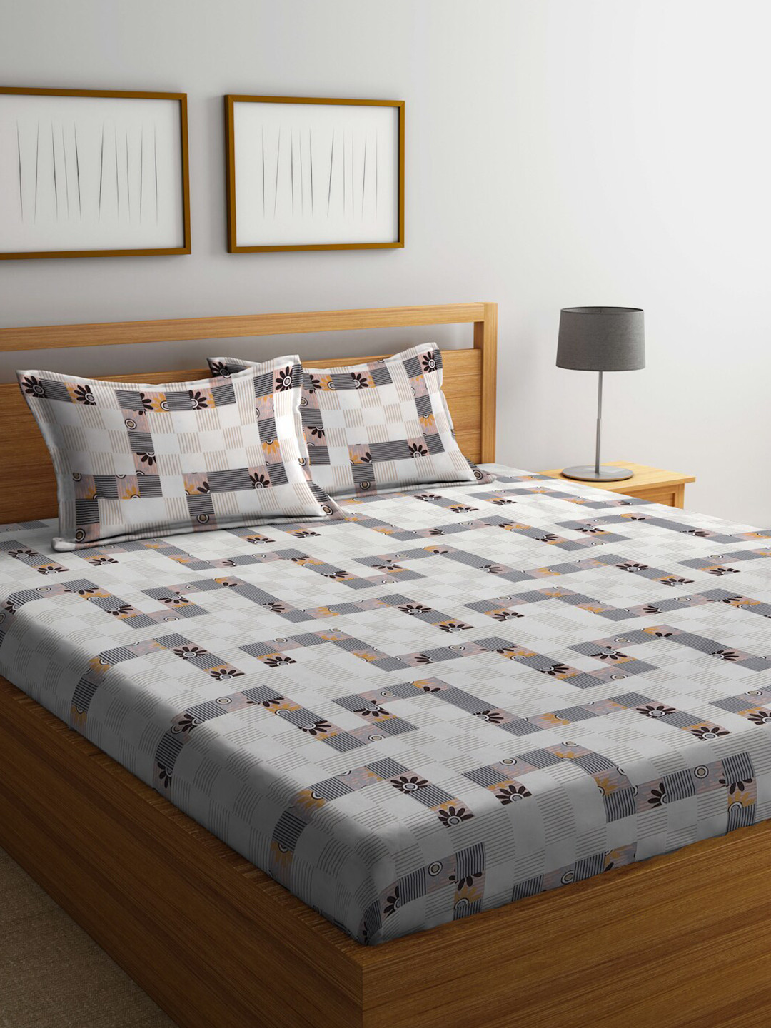 KLOTTHE Grey Abstract Cotton Breathable 300 TC King Fine Bedsheet with 2 Pillow Covers-98 x 89 inches