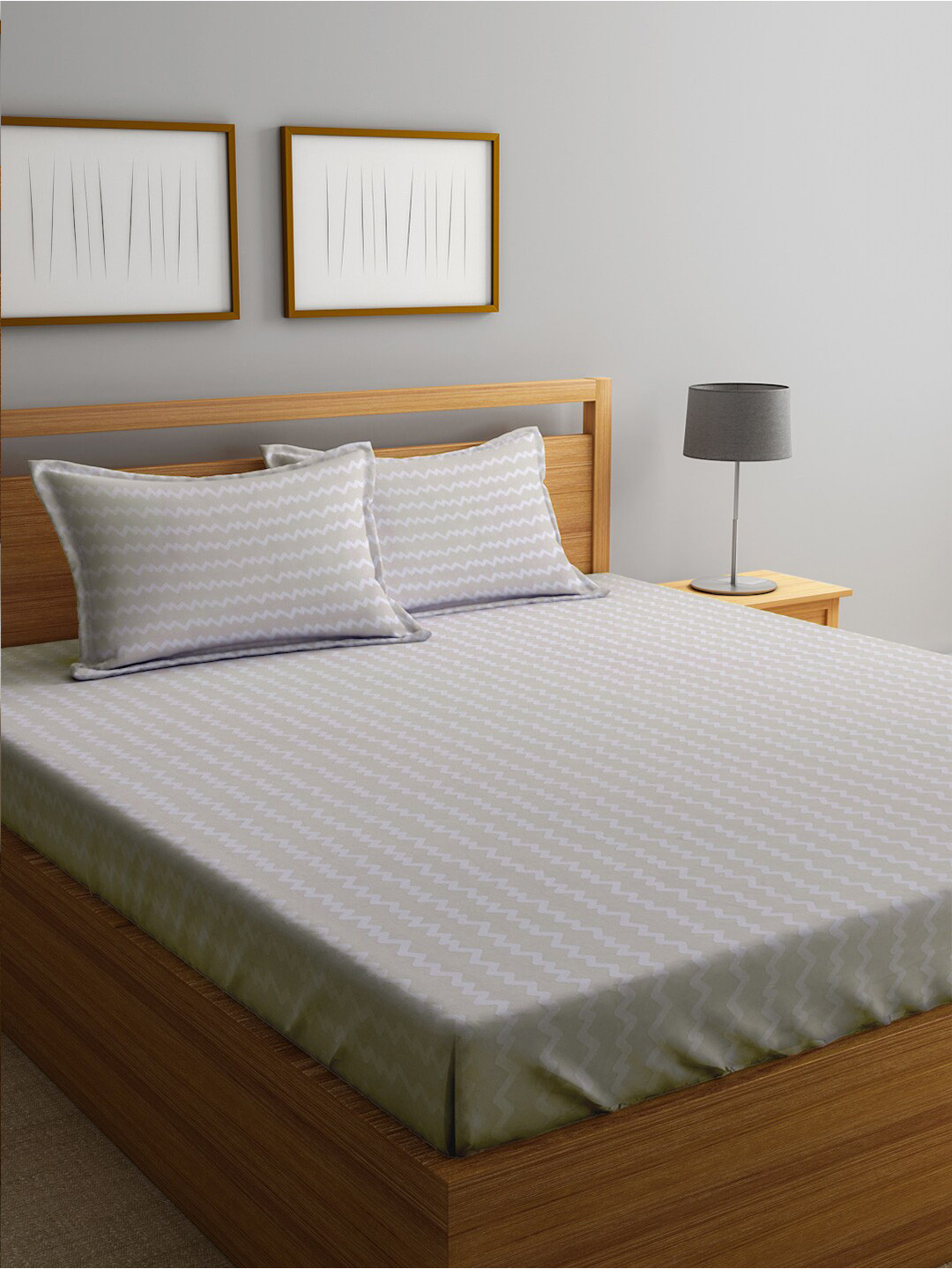 KLOTTHE Beige Chevron Polycotton 300 TC King Fine Bedsheet with 2 Pillow Covers-98 x 89 inches