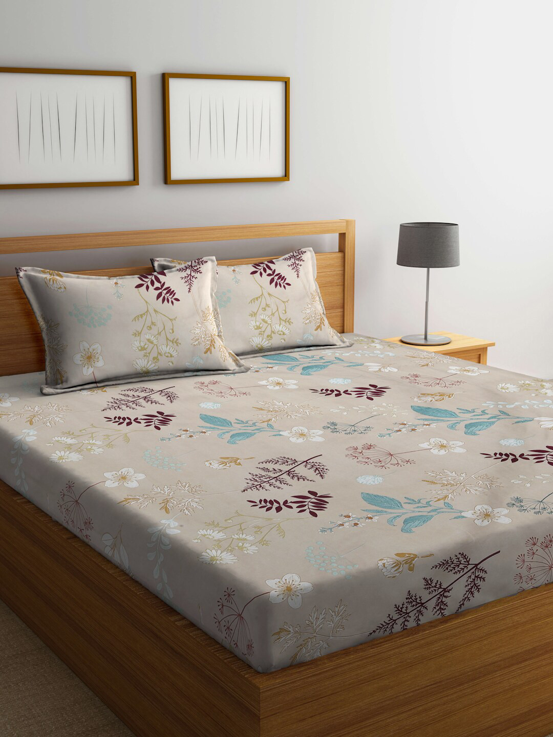 KLOTTHE Beige Floral Cotton 300 TC Fitted King Fine Bedsheet with 2 Pillow Covers-98 x 89 inches