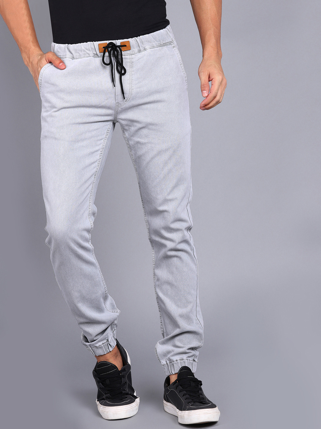 Urbano Fashion Men Grey Slim Fit Mid-Rise Clean Look Stretchable Jeans