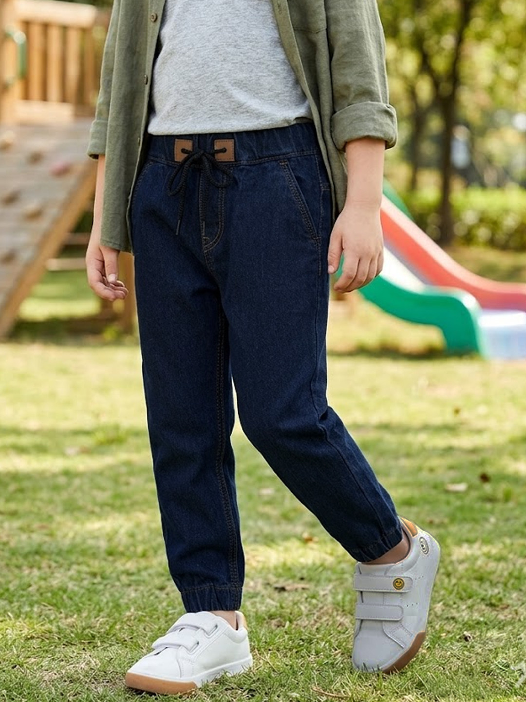 Urbano Juniors Boys Navy Blue Solid Slim Fit Denim Joggers