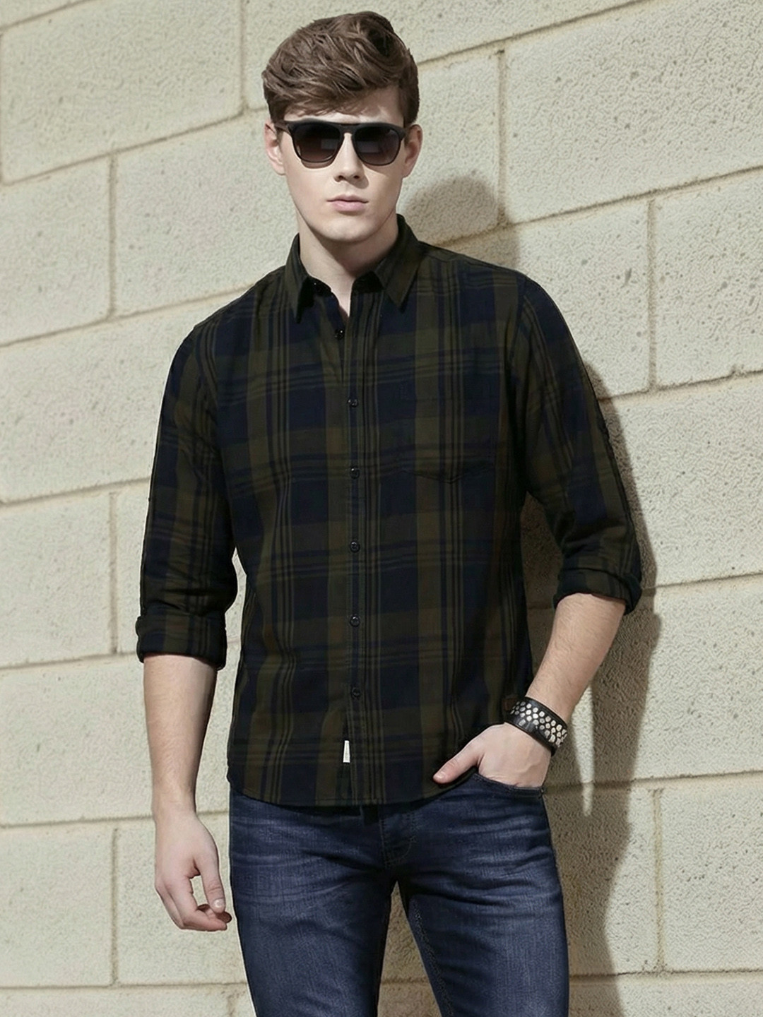 Roadster Men Khaki Checked Casual Shirt