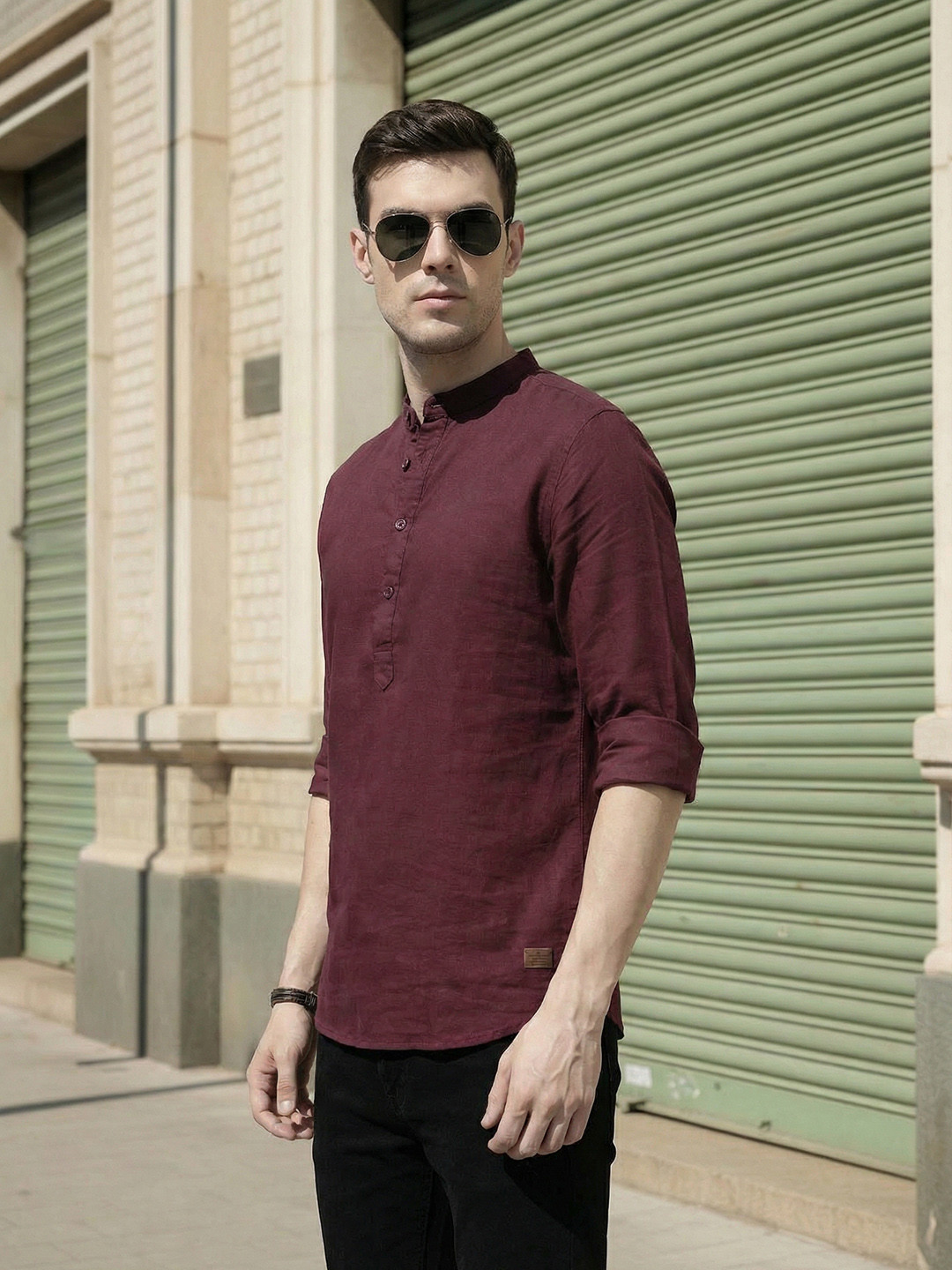 The Roadster Lifestyle Co Men Maroon Casual Shirt