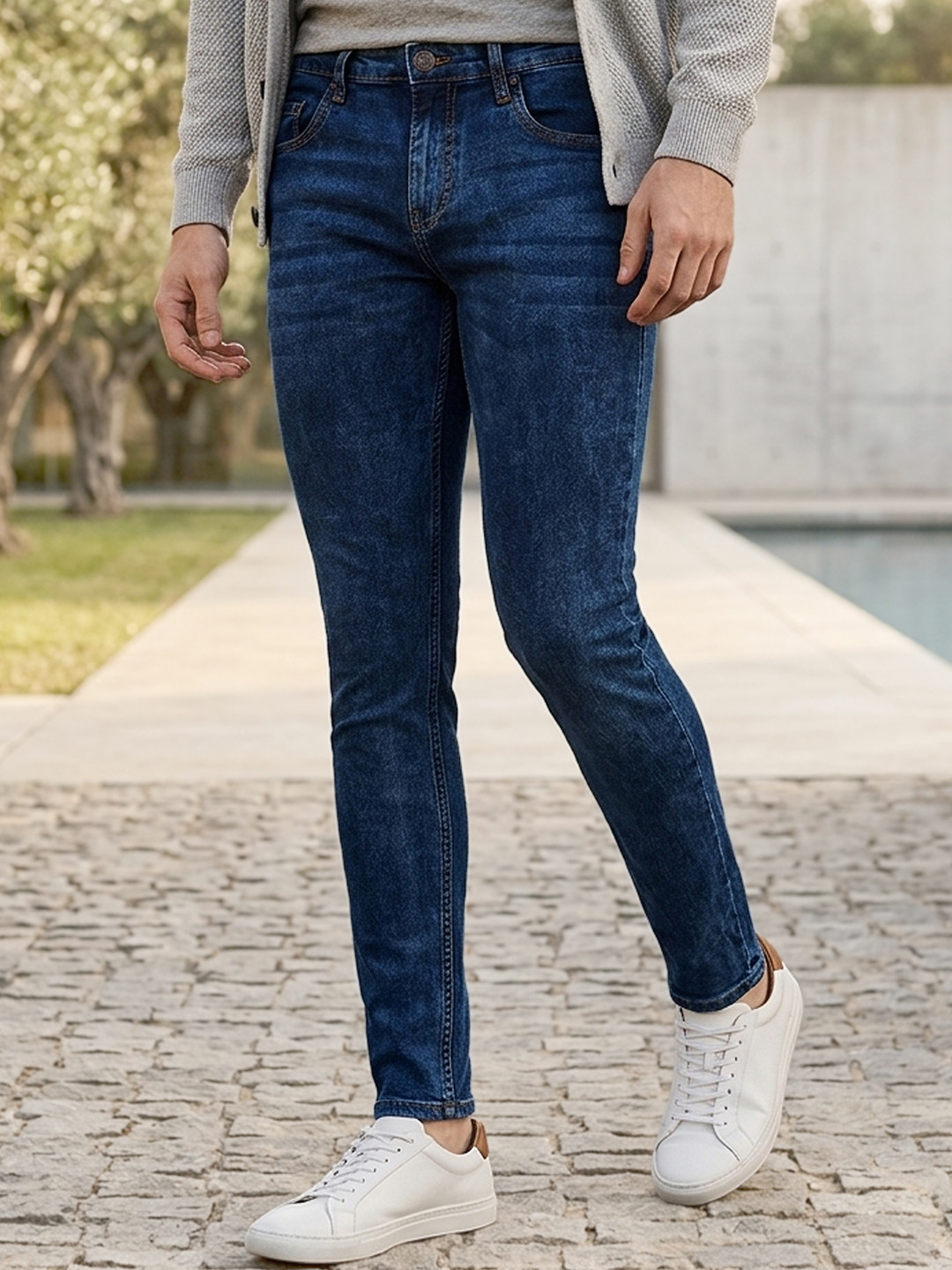 Urbano Fashion Men Skinny Fit Low Distress Heavy Fade Stretchable Cotton Jeans