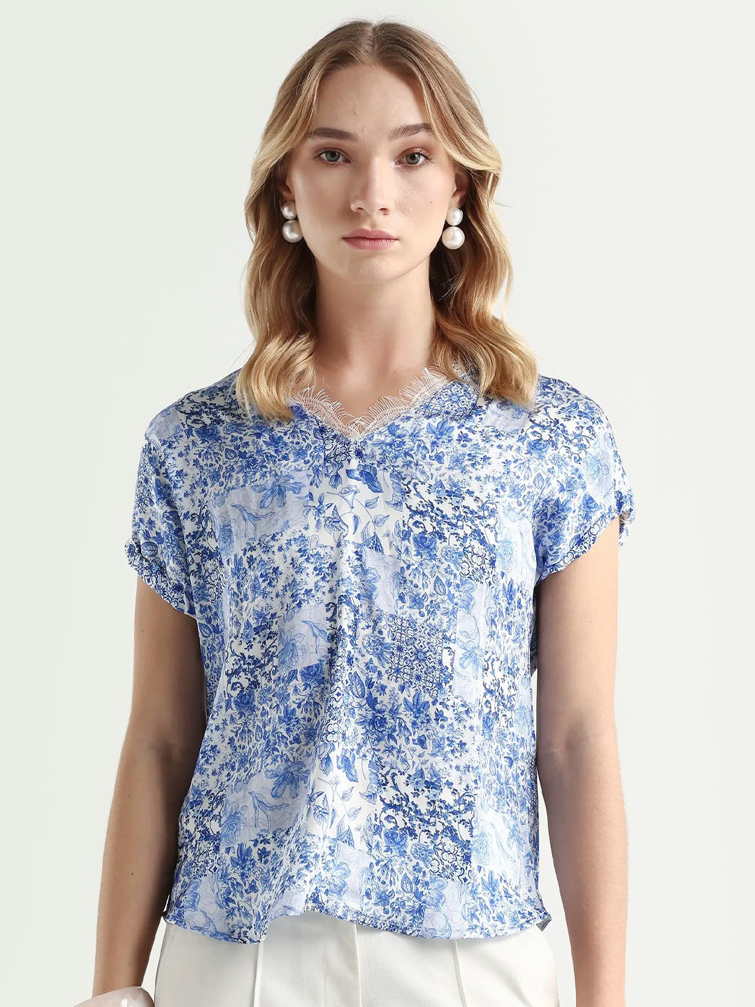 RAREISM Blue Floral Printed Extended Sleeves Top