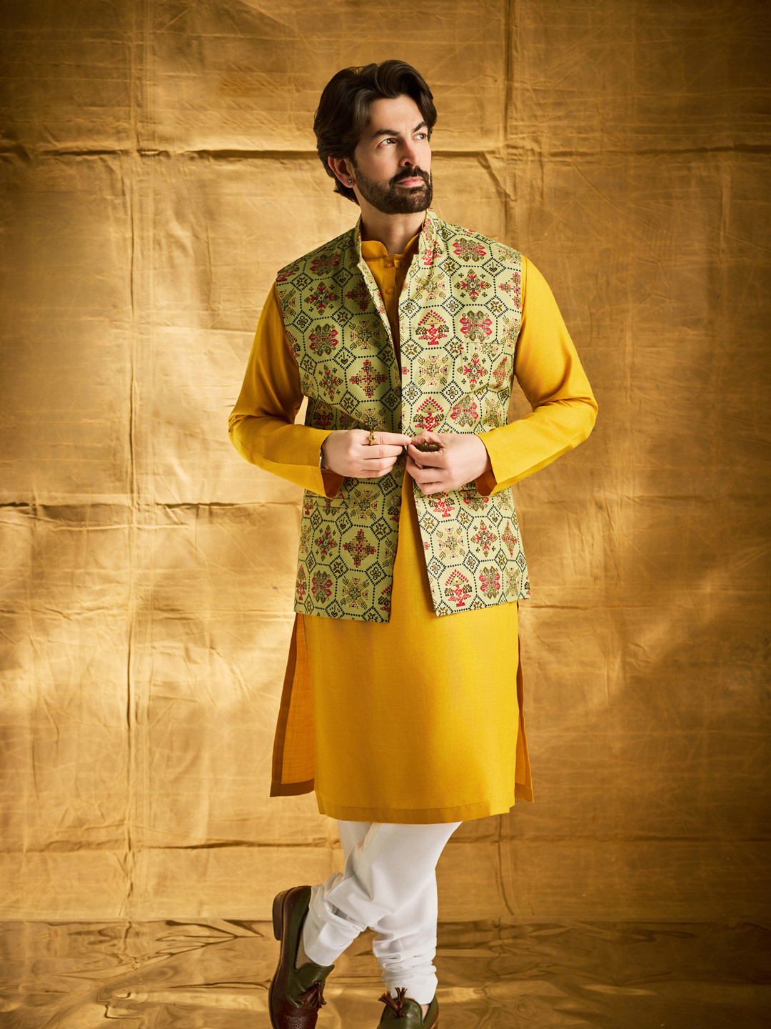 SOJANYA Men Mustard Yellow Pure Cotton Kurta with Churidar & Nehru Jacket