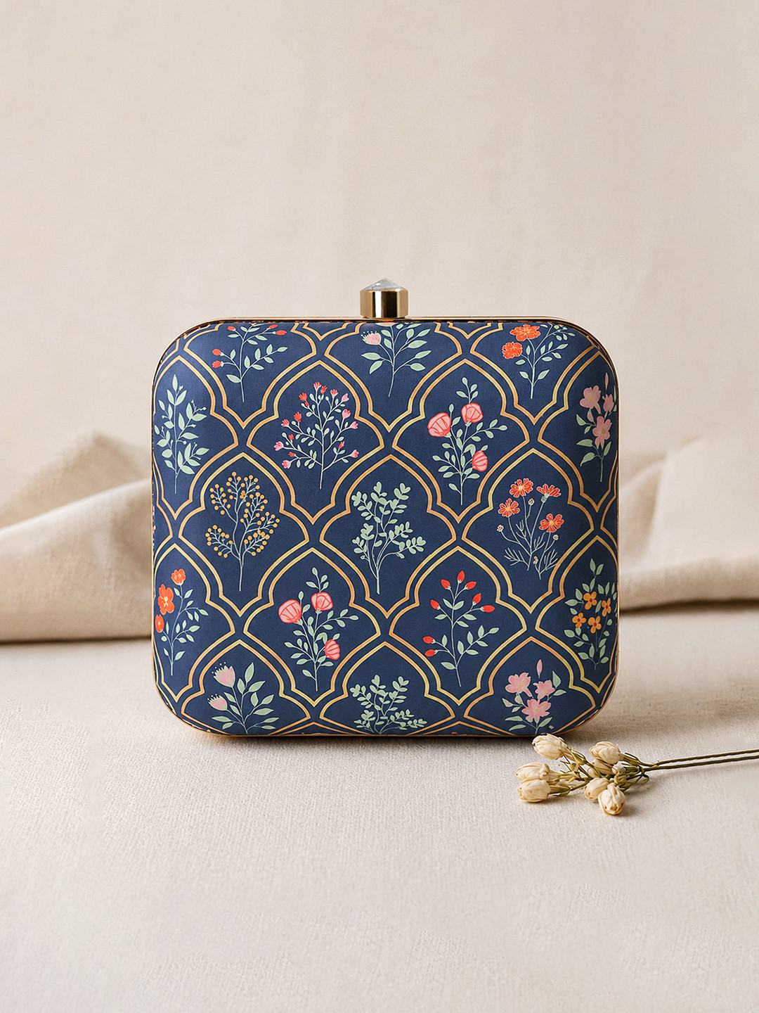 ARTKLIM Printed Box Clutch