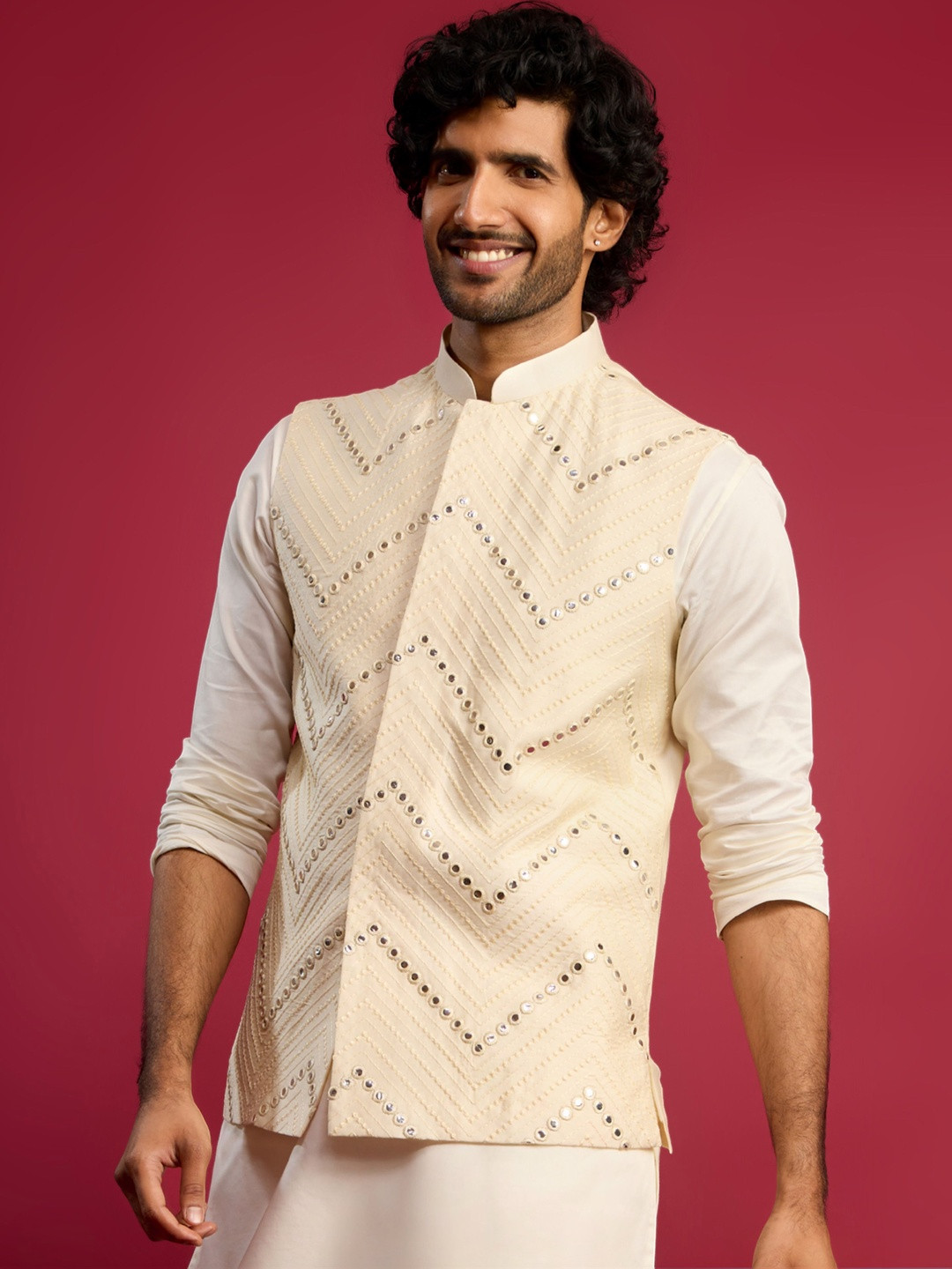 VASTRAMAY Men Embroidered Mirror Work Nehru Jacket