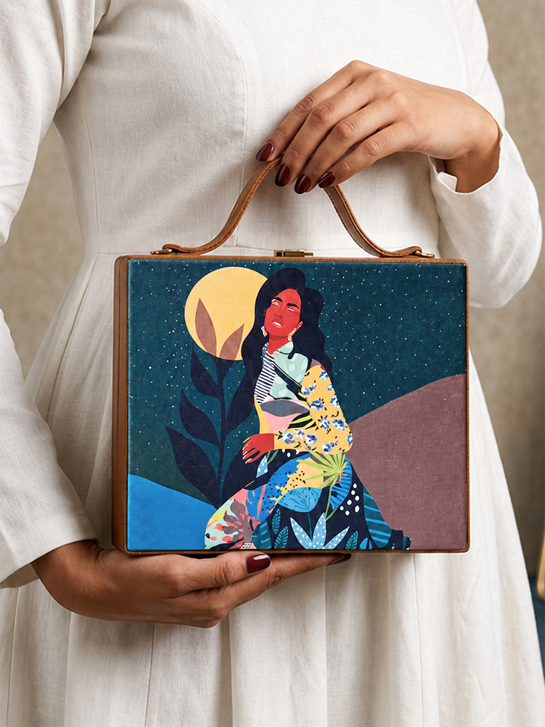 ARTKLIM Women Multicolor Painted Portrait Clutch