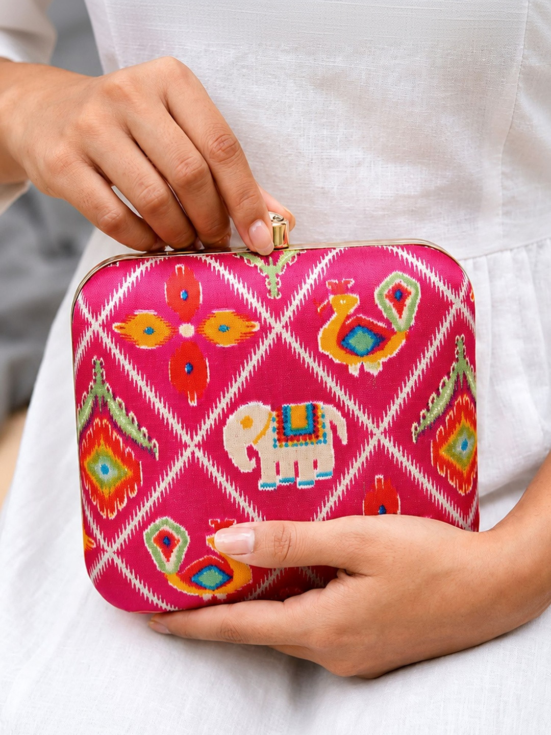 ARTKLIM Printed Box Clutch