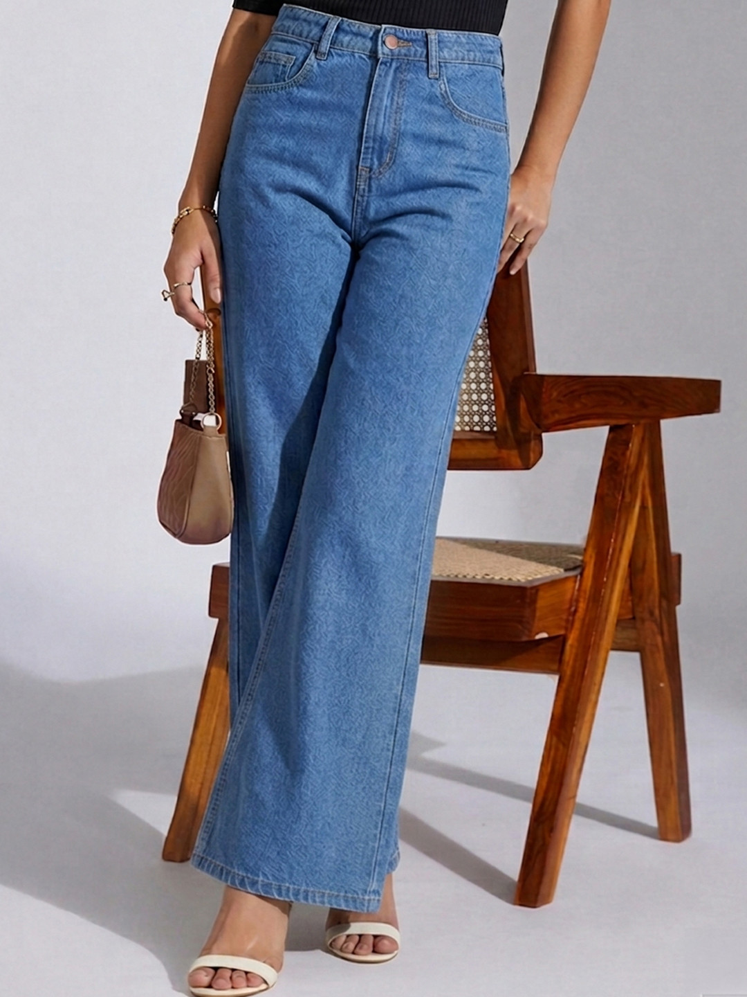Urbano Fashion Women Clean Look Regular Fit Non-Stretchable Cropped Jeans