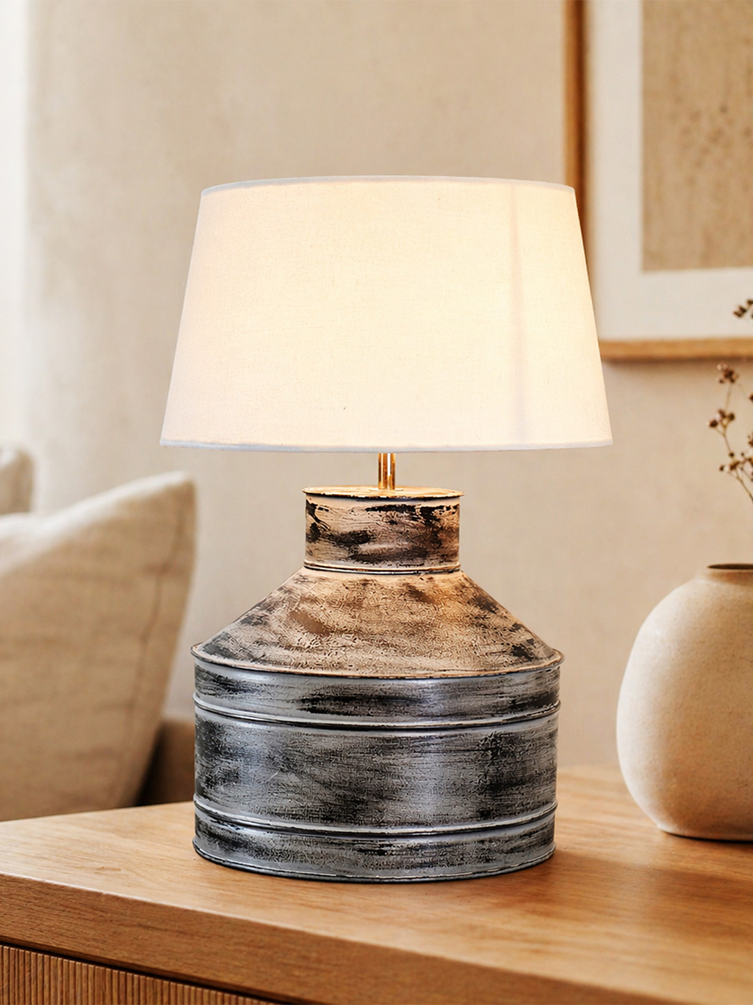 Homesake Rustic Warm Yellow Metal Cylinder Solid High Quality Electrical Table Lamps