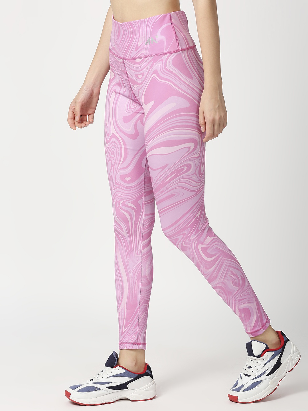 

AESTHETIC NATION Women Pink & White Printed Dry Fit Tights