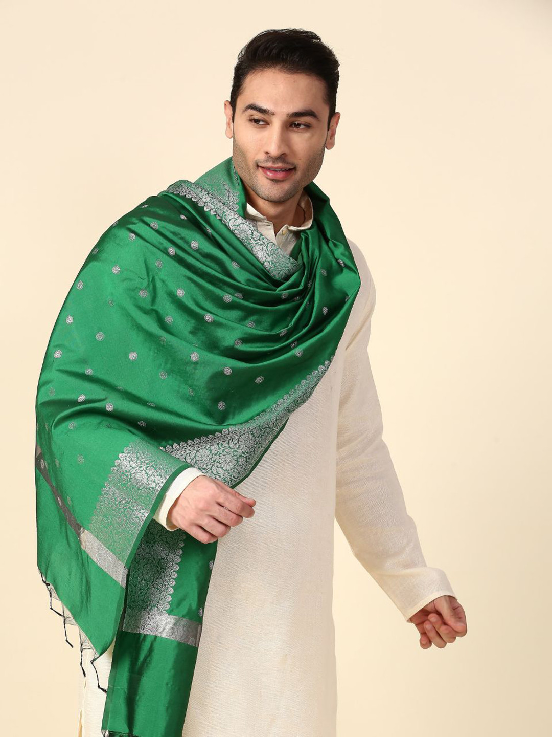 

Dupatta Bazaar Men Green & Silver-Toned Ethnic Motifs Woven Design Dupatta