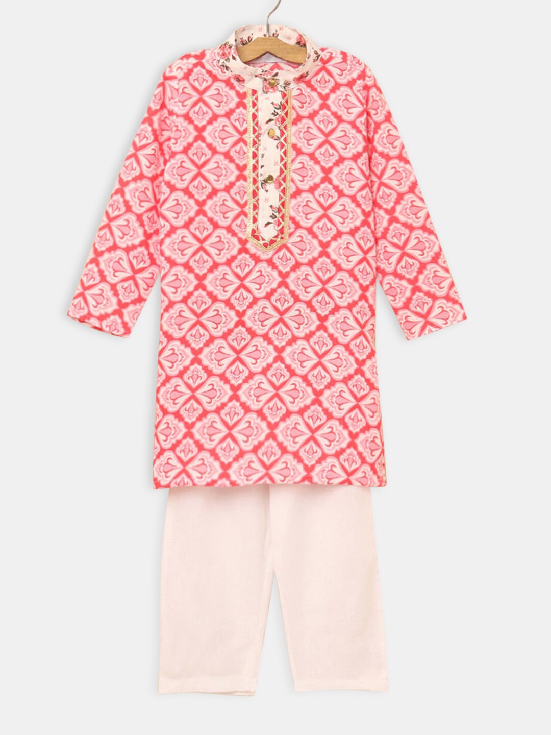 

Hopscotch Boys Red Ethnic Motifs Printed Pure Cotton Kurta With Churidar