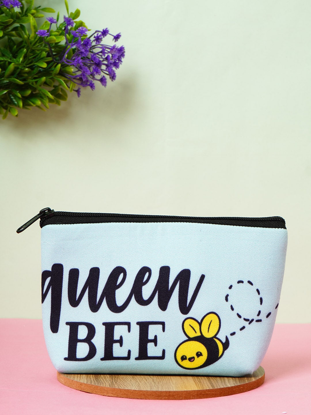 

Crazy Corner Blue & Black Printed Queen Bee Printed Makeup Pouch