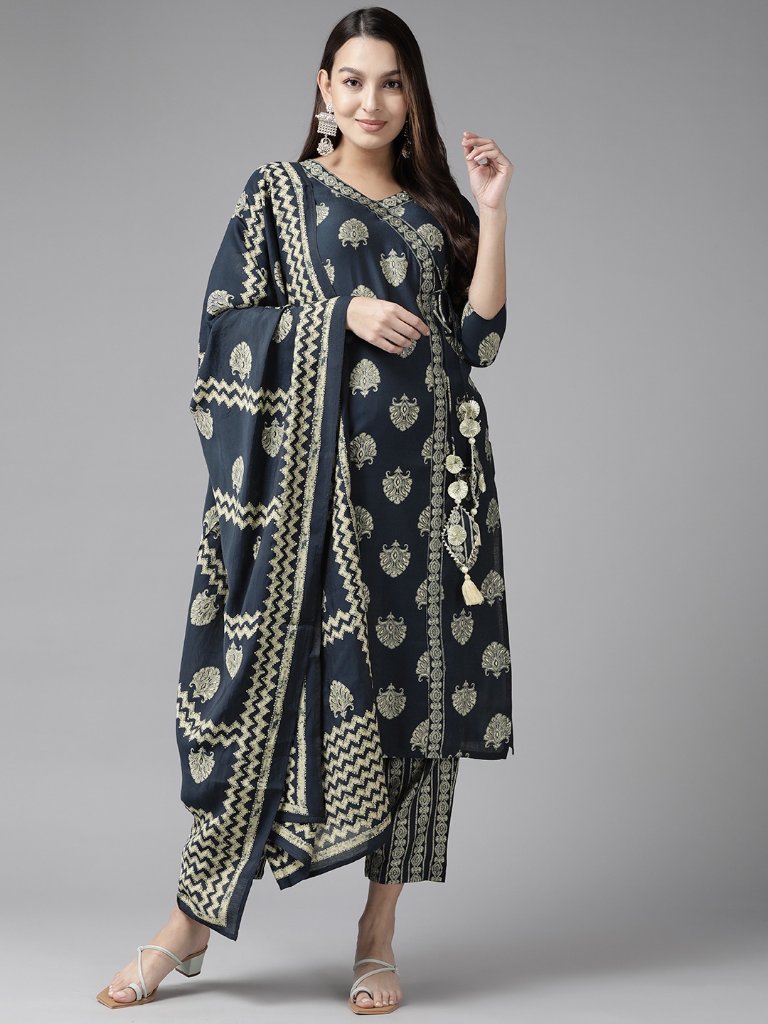 

Yufta Women Navy Blue Ethnic Motifs Embroidered Angrakha Sequinned Kurta Set