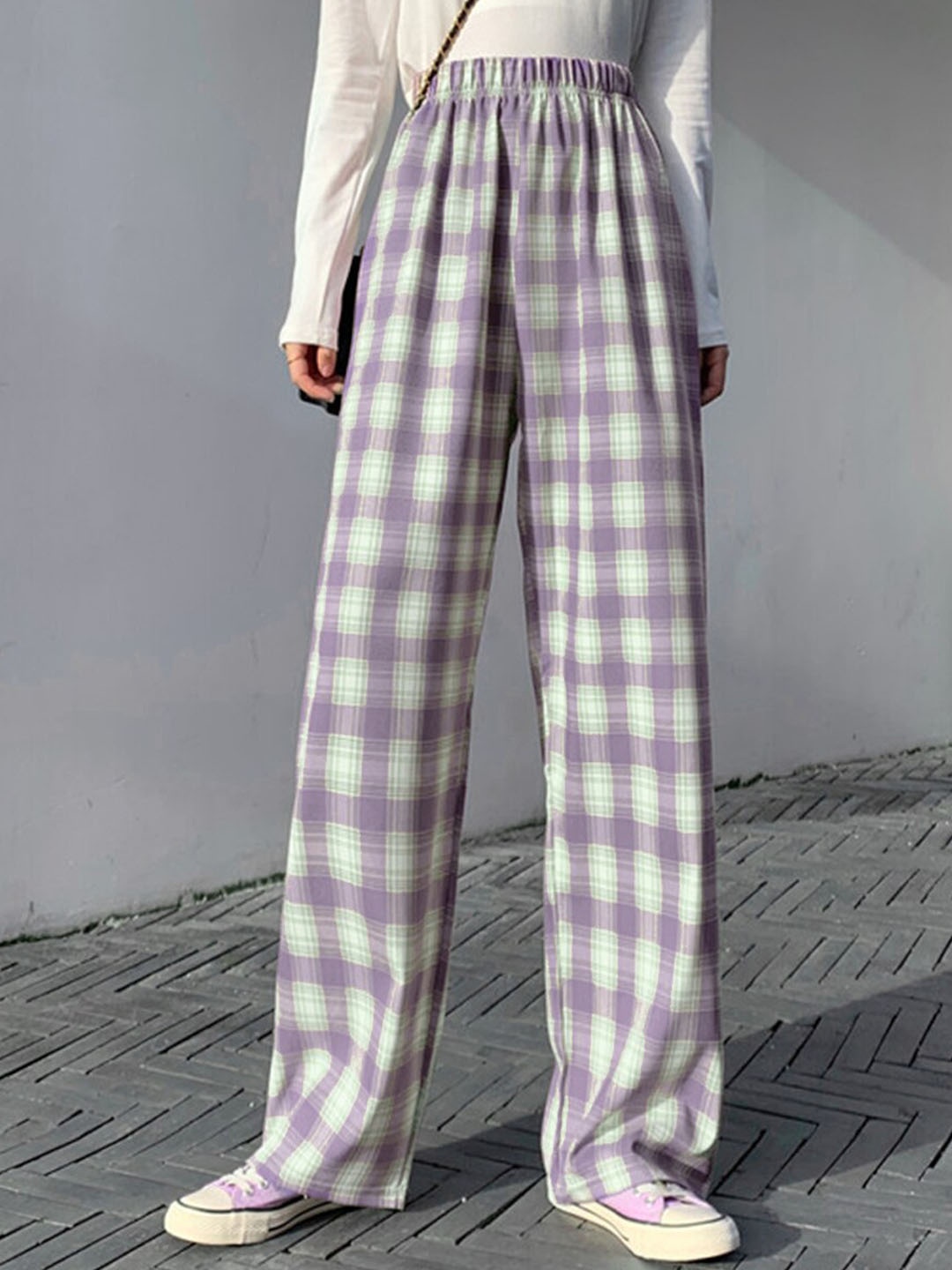 

URBANIC Women Purple Checked Trousers
