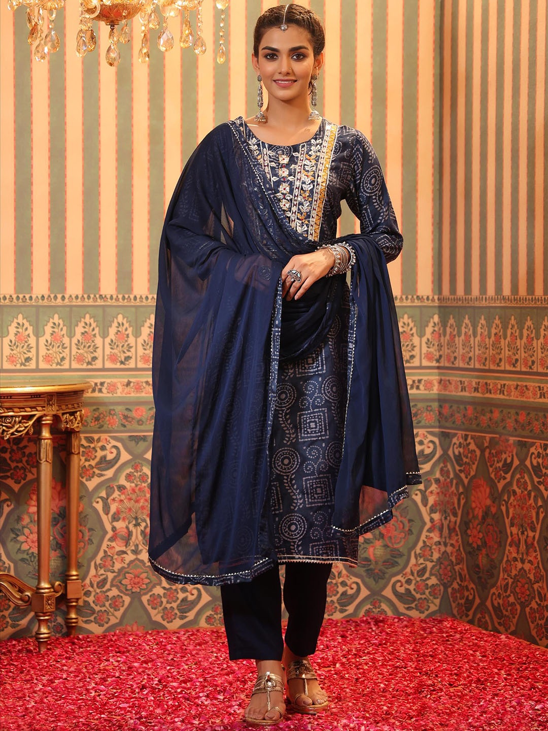 

SCAKHI Women Navy Blue Ethnic Motifs Printed Gotta Patti Kurta with Trousers & With Dupatta