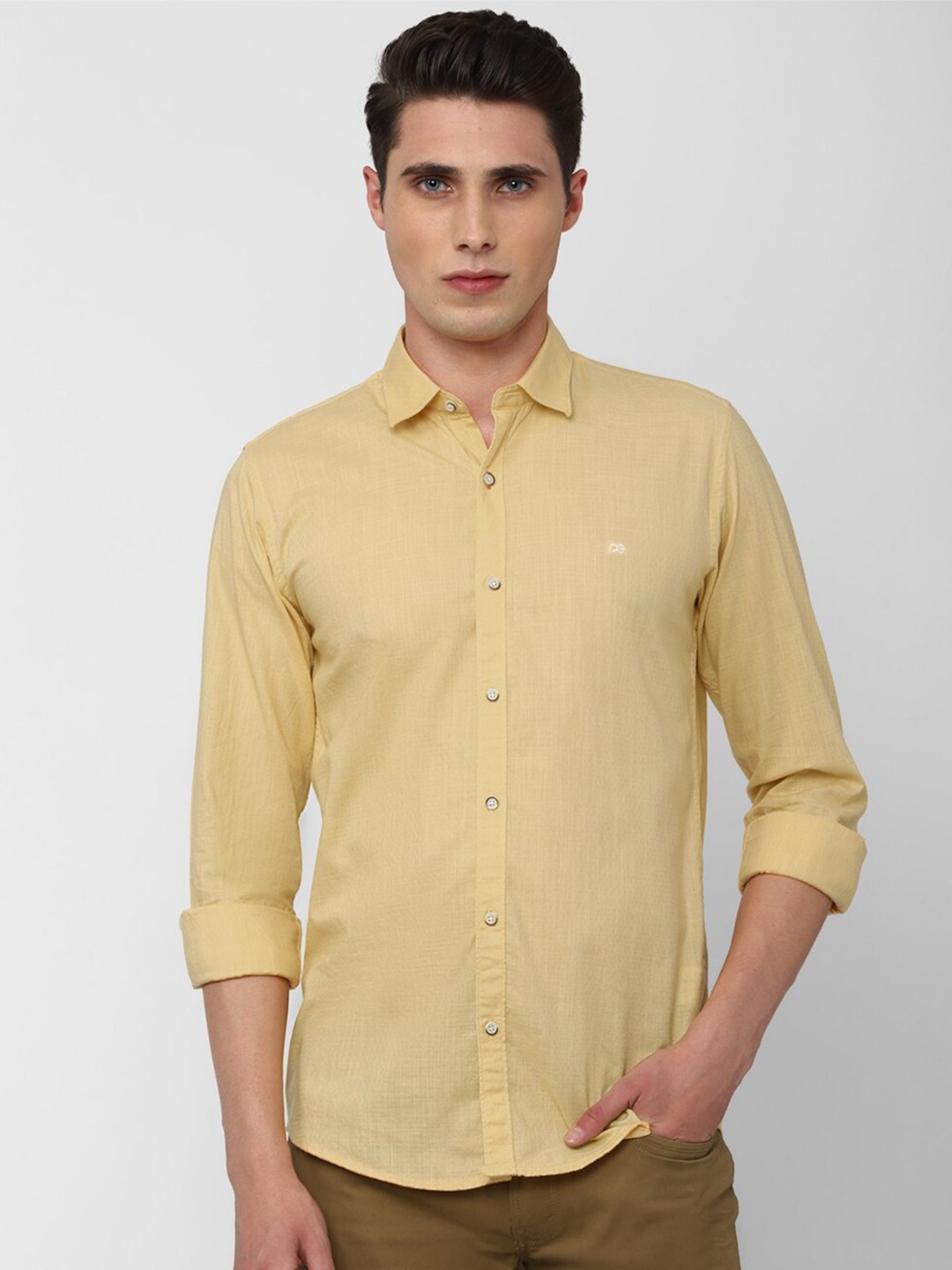 

Peter England Casuals Men Yellow Slim Fit Cotton Casual Shirt