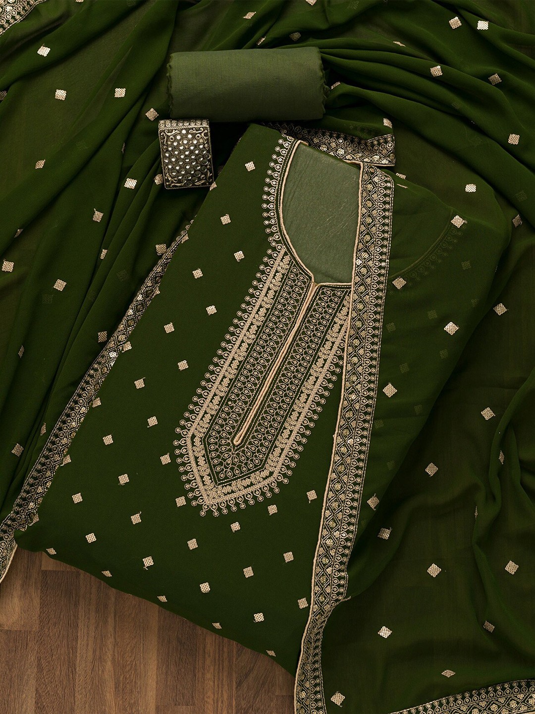 

Koskii Green & Gold-Toned Embroidered Unstitched Dress Material