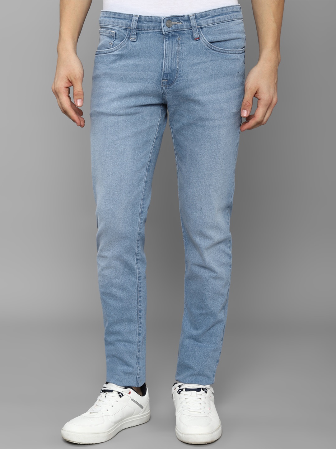 

Allen Solly Sport Men Blue Skinny Fit Solid Cotton Jeans