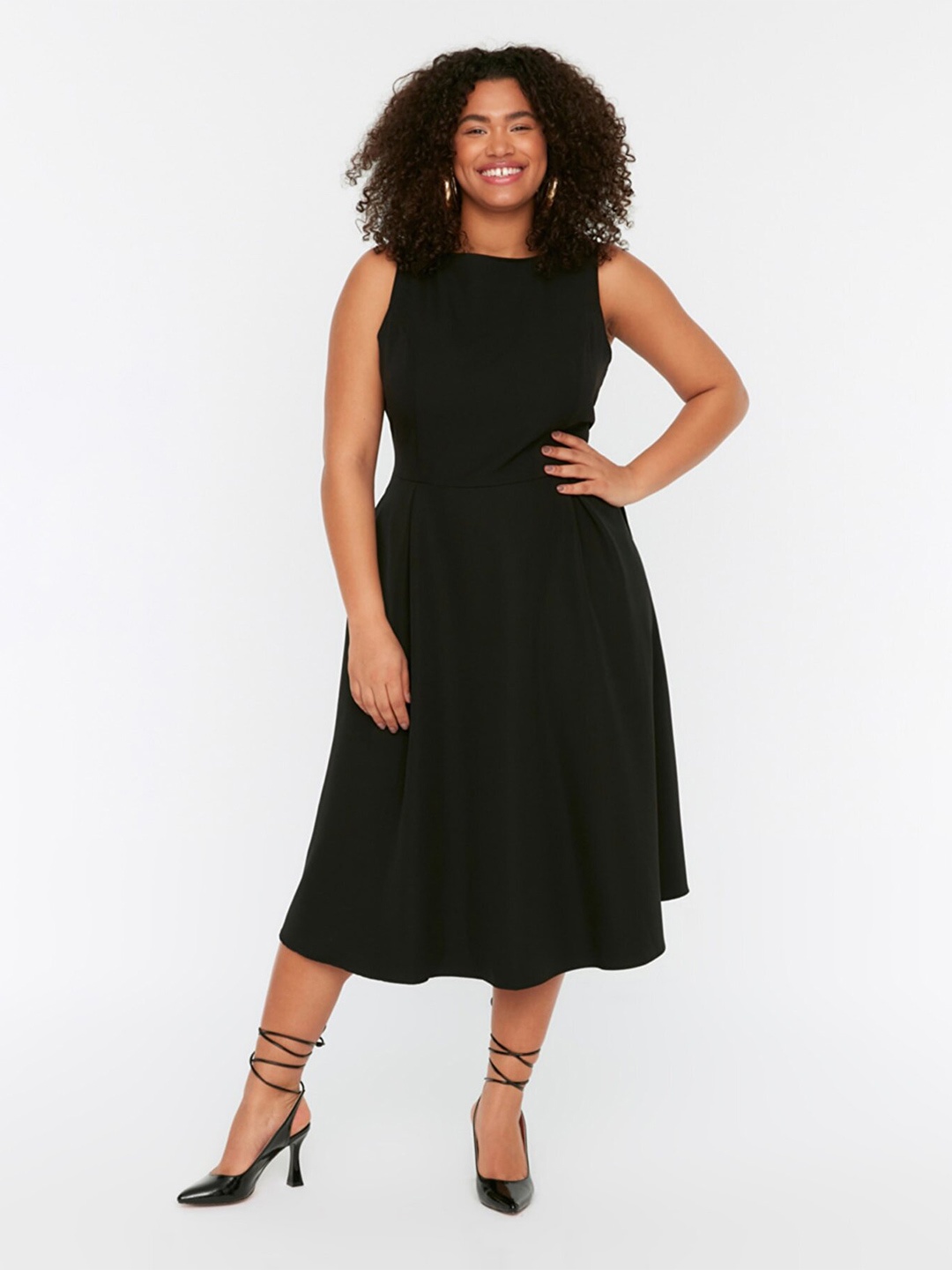 

Trendyol Women Black Solid Sleeveless A-Line Midi Dress
