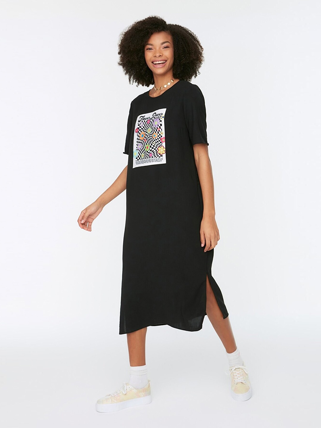 

Trendyol Women Black Graphic Printed T-shirt Midi Dress