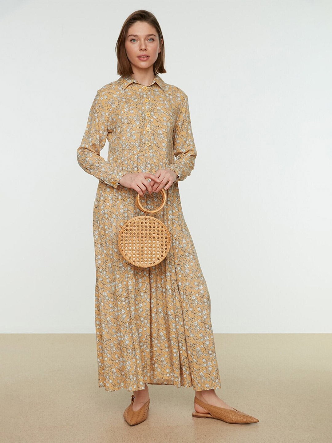 

Trendyol Women Yellow & White Floral Printed A-Line Maxi Dress