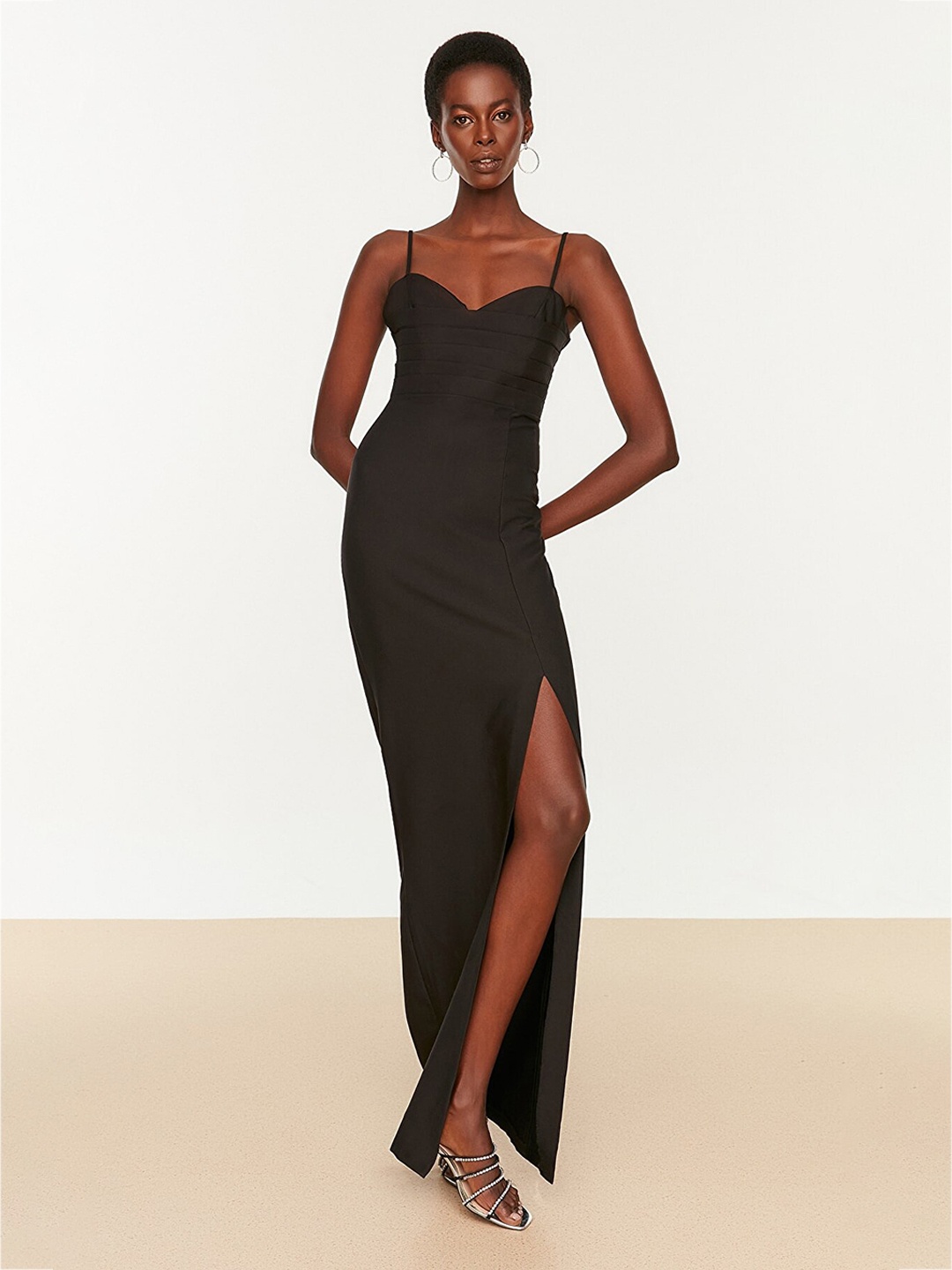

Trendyol Black Solid Maxi High Slit Dress