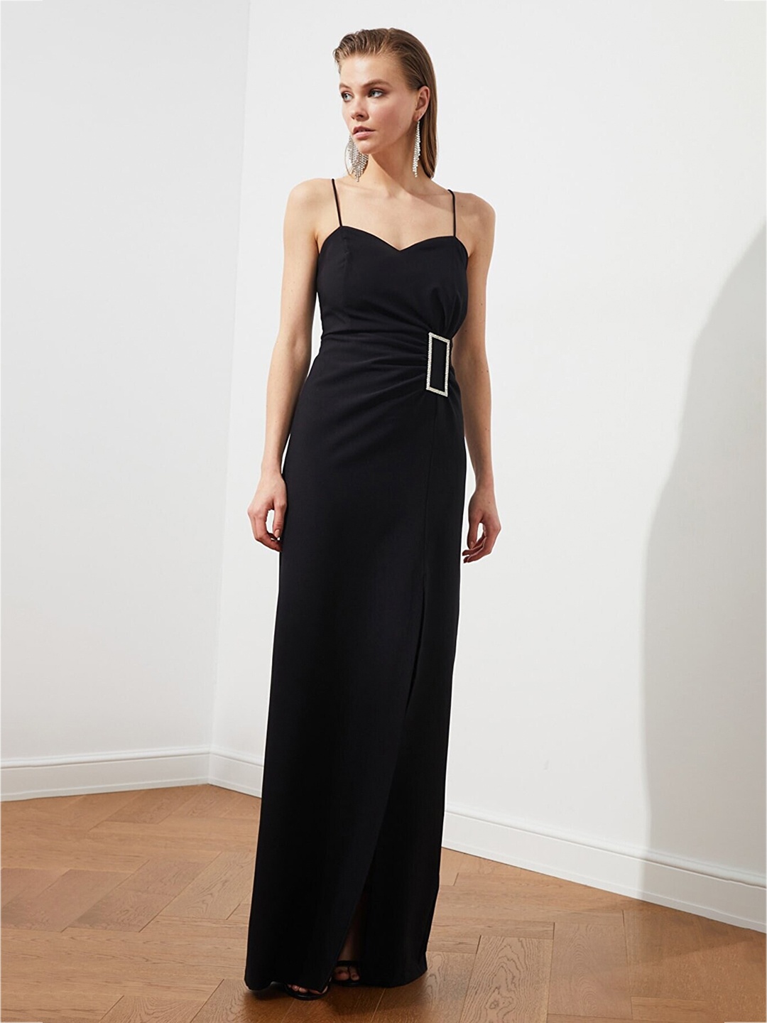 

Trendyol Black Solid Maxi Dress