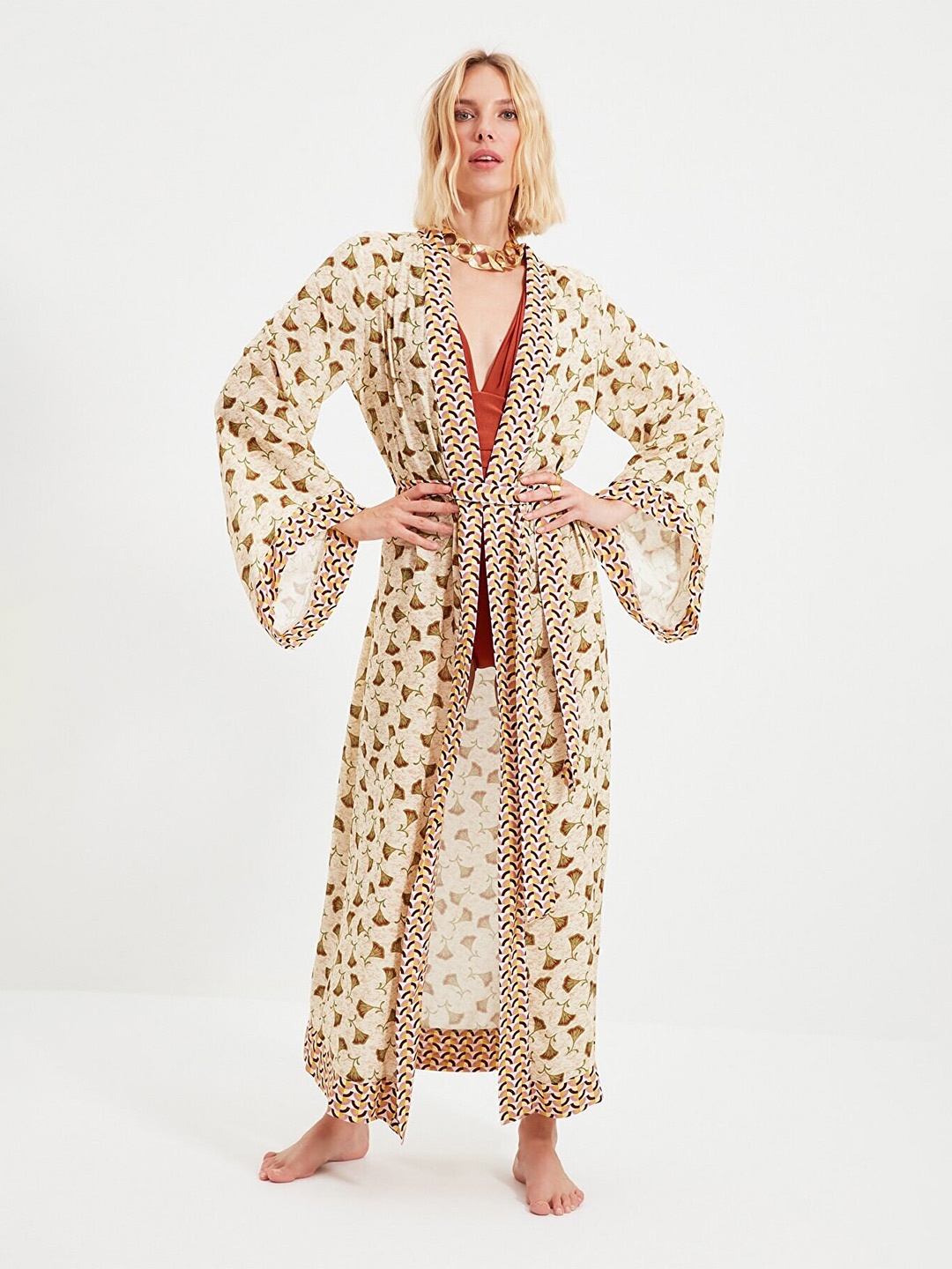 

Trendyol Women Beige Floral Maxi Dress