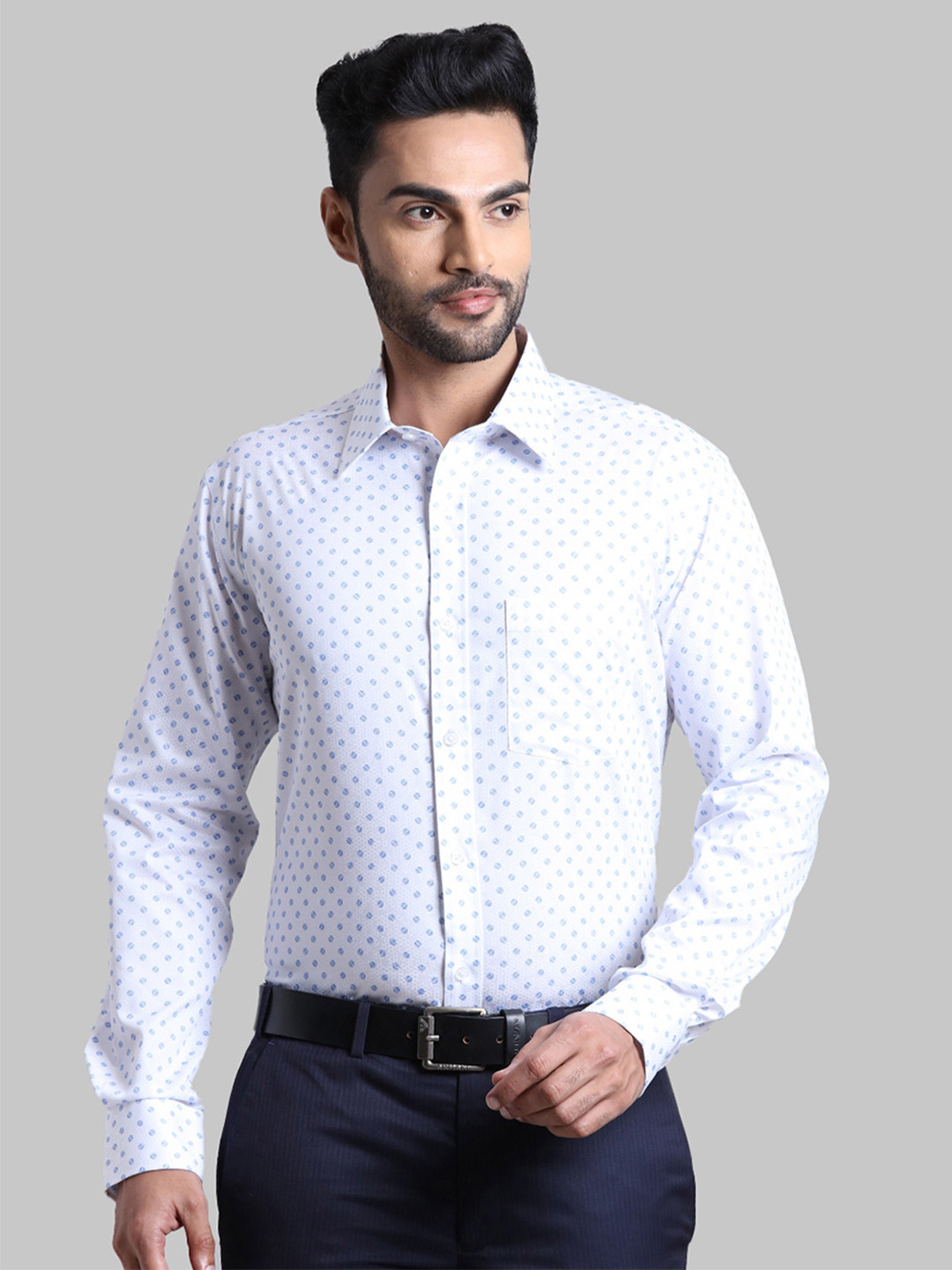

Park Avenue Men Blue Printed Formal Shirt