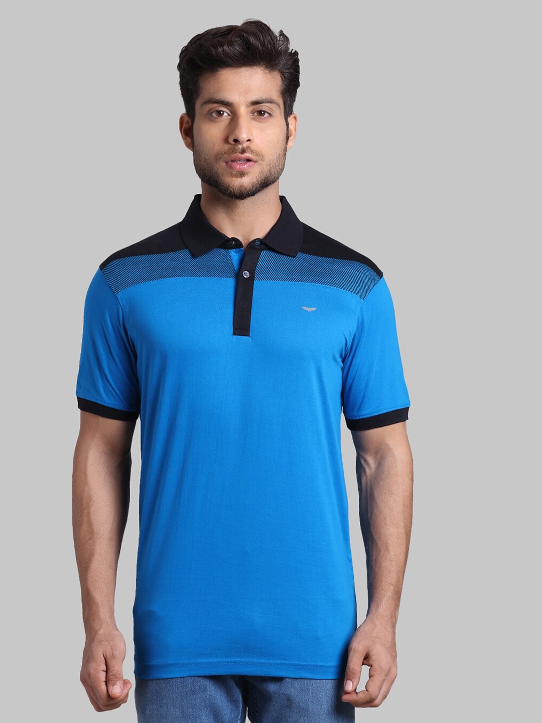 

Park Avenue Men Blue & Black Slim Fit Cotton T-shirt