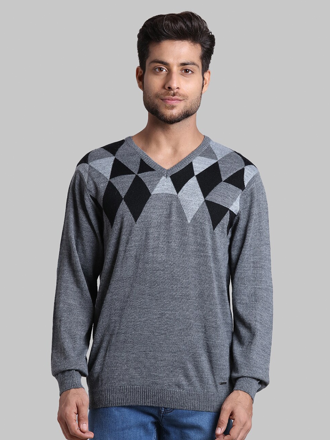 

Park Avenue Men Black & Grey Printed Pullover