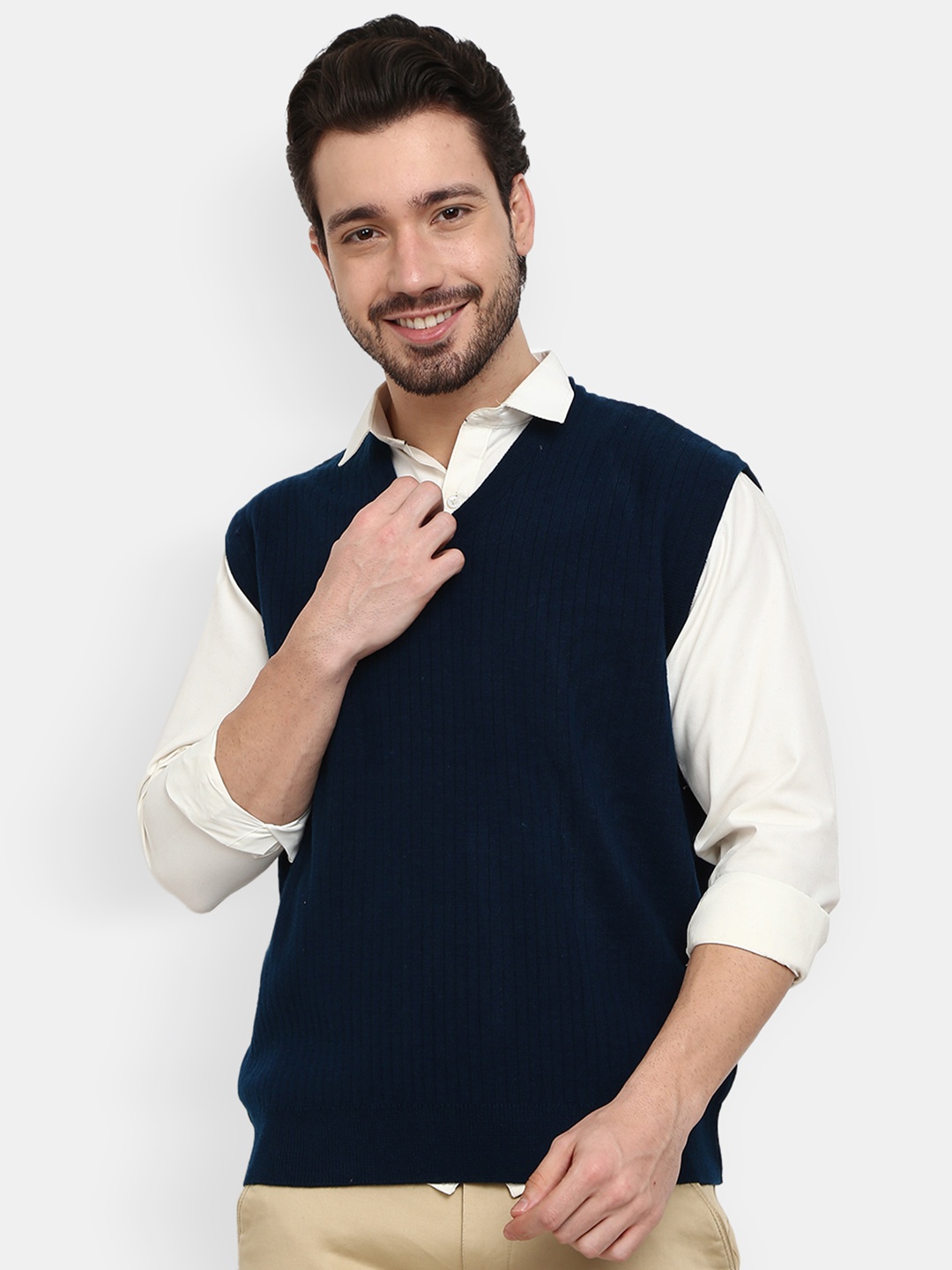 

V-Mart Men Blue Sweatshirt