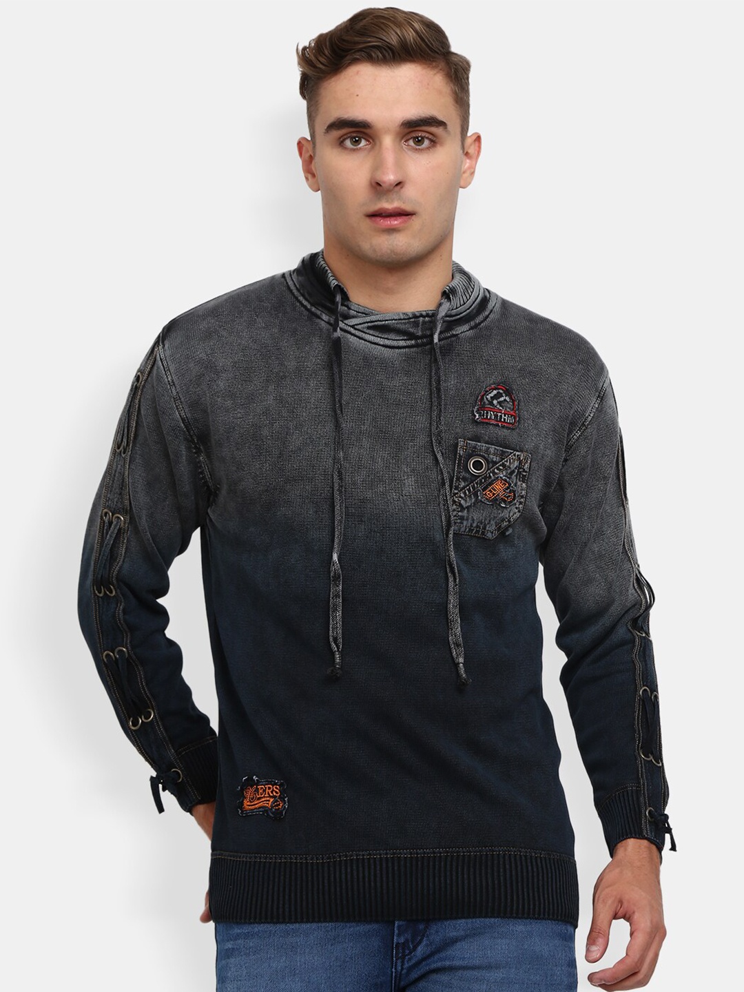 

V-Mart Men Navy Blue Colourblocked Cotton Sweatshirt