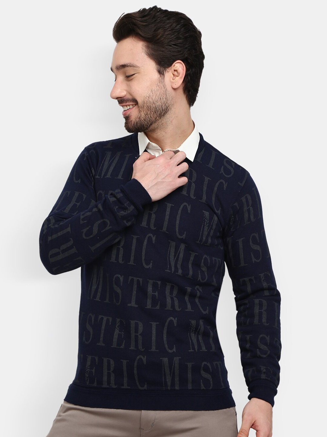 

V-Mart Men Navy Blue Printed Sweatshirt