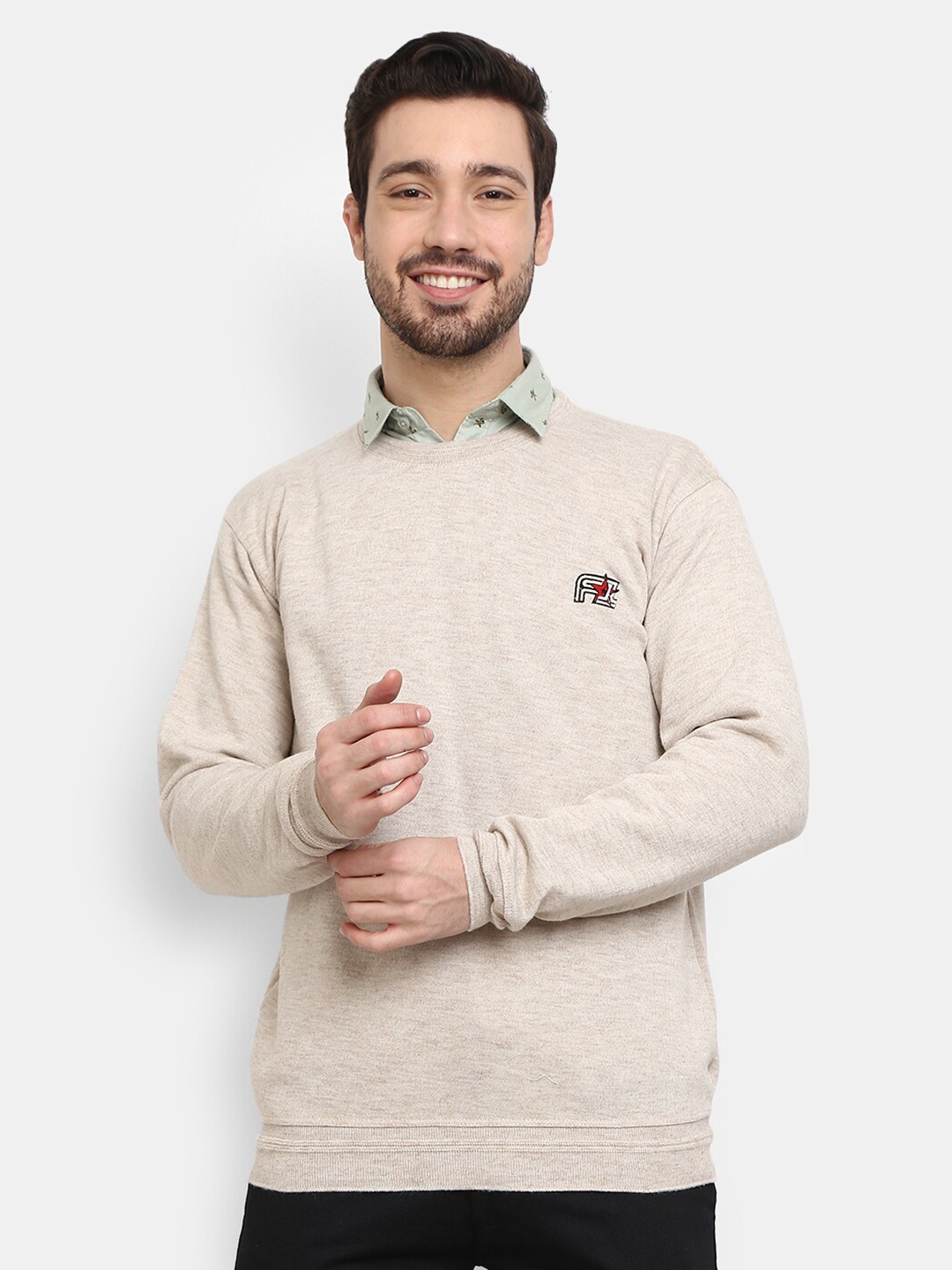 

V-Mart Men Beige Solid Sweatshirt