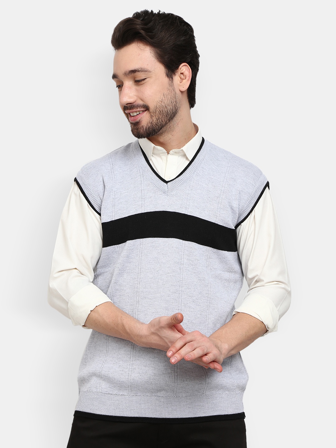 

V-Mart Men Grey Pullover Sweatshirt