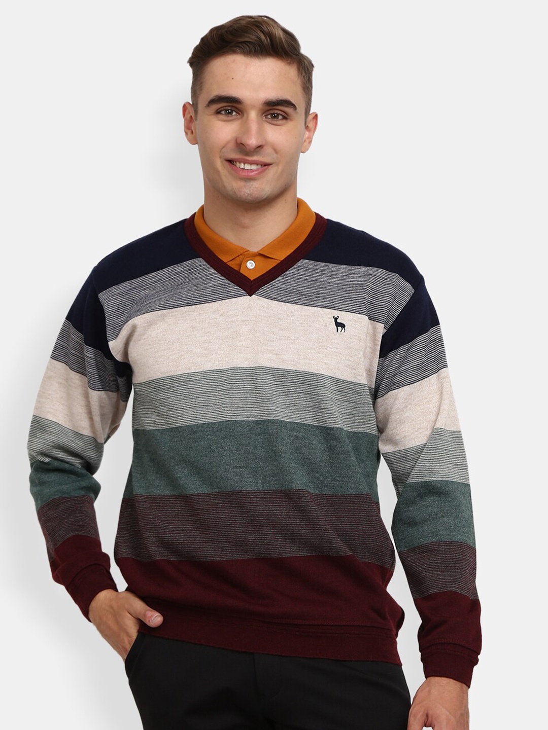 

V-Mart Men Maroon Colourblocked Sweatshirt